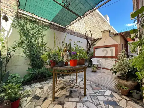 Venta Casa de pasillo en Abasto, Rosario | La Paz 1500