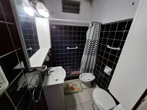 Depto Tipo Casa en Venta con 1 cocheras