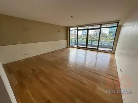 Departamento en Venta con 3 cocheras