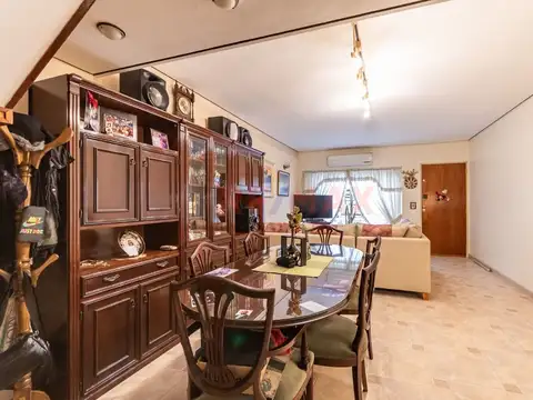 Depto Tipo Casa en Venta 35 años