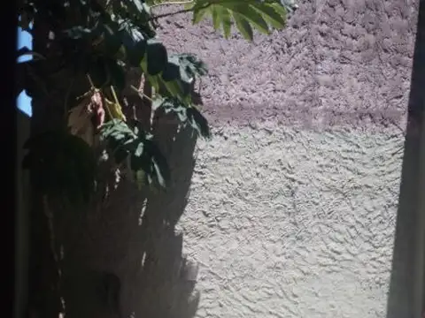 Alquiler Duplex 3 ambientes en Isidro Casanova