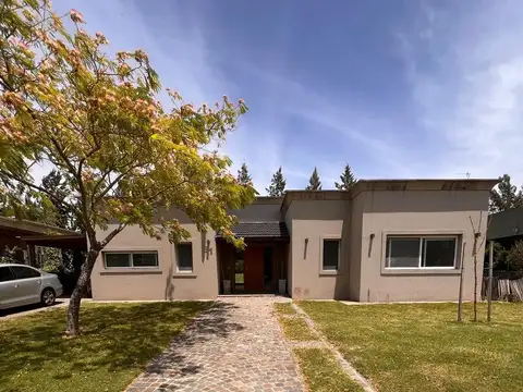 Casa venta San Matías Escobar 3 Dorm piscina