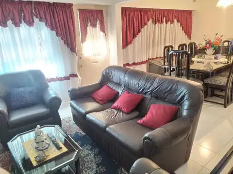 Casa en Venta de 5 dormitorios