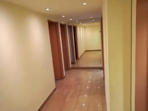 Local en Venta 25 años