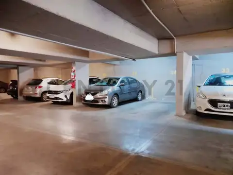 VENTA COCHERA EN ITUZAINGO CENTRO