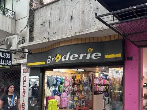 Local en Venta en San Juan, USD 450.000