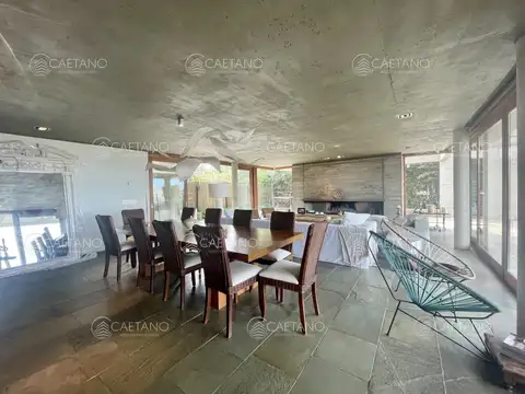 Venta casa 4 dormitorios El Chorro