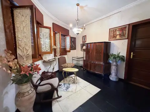 Casa en Venta en Refinerias, USD 180.000