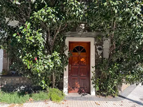 Casa en Venta en Refinerias, USD 180.000