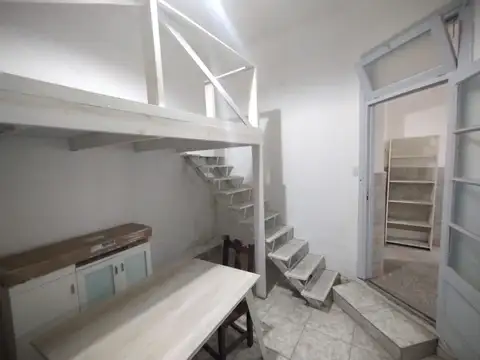 Depto Tipo Casa en Venta de 1 dormitorio