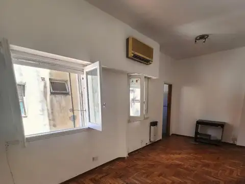 Departamento en Alquiler en Balvanera, $ 600.000