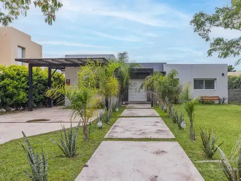 San Alfonso - Pilar del Este