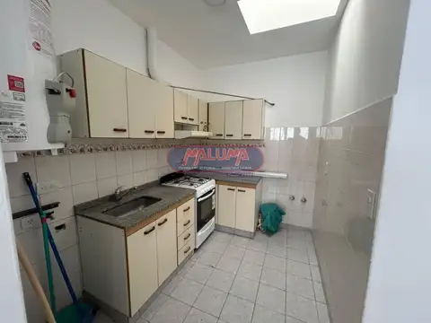 Depto Tipo Casa en Alquiler en Liniers, $ 980.000