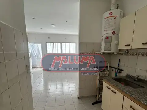 Depto Tipo Casa en Alquiler de 2 dormitorios