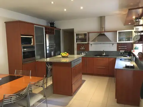 Casa en Venta de 6 dormitorios