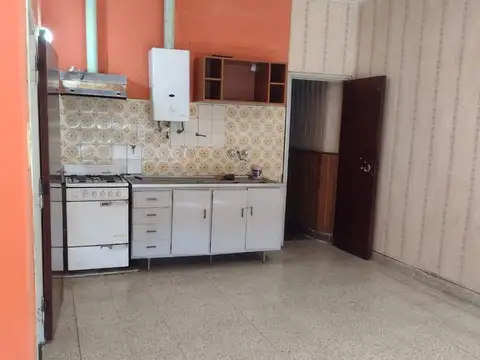 Casa en Alquiler con 1 cochera