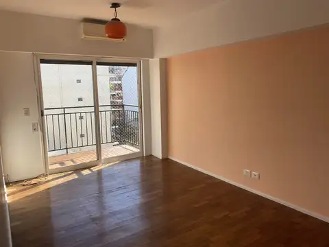 Ohiggins 2400, Piso 6