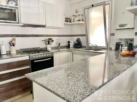 Depto Tipo Casa en Venta en Castelar Norte, USD 165.000