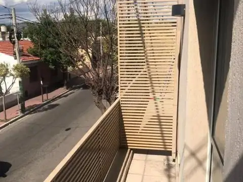 Monoambiente con balcon