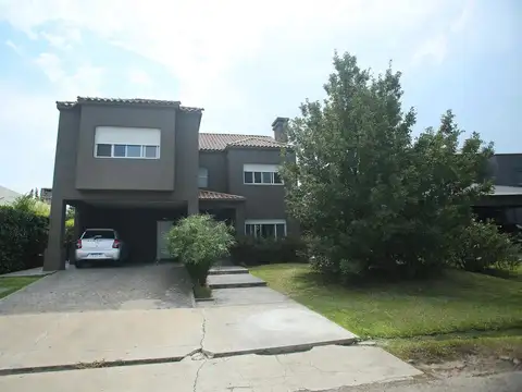 Casa en Venta de 4 dormitorios