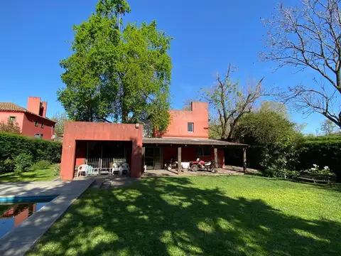 Casa en alquiler en Bella Vista