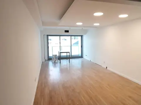 Oficina en Venta con 1 cochera