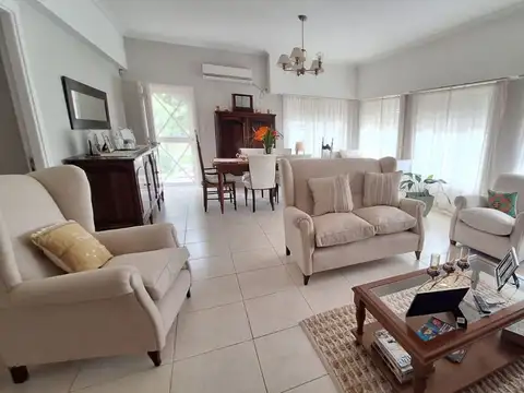 Casa en Venta de 6 dormitorios