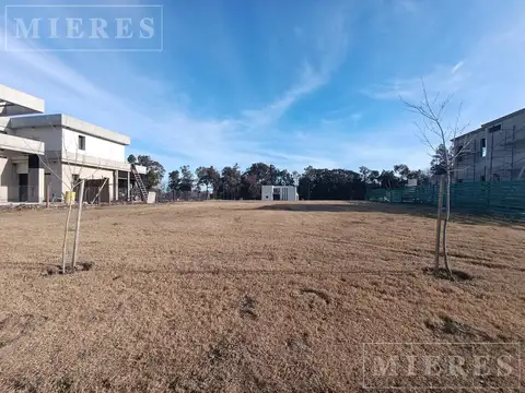 Terreno en Venta 25  mts Frente