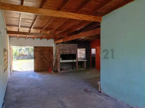 130 Entre 1 y 3 100, Piso 0