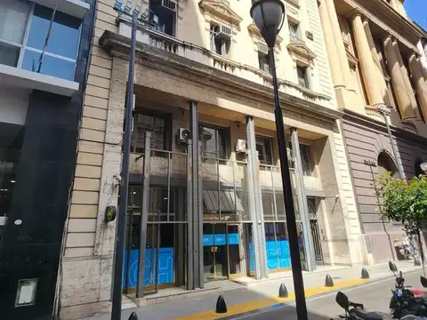 Oficina 3 ambientes con 1 baño