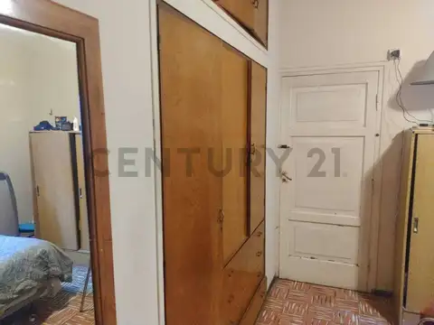 Paula Albarracin 600, Piso 0