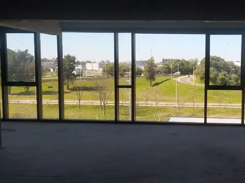 Oficina en venta y alquiler en Distrito T, Terravista, General Rodriguez
