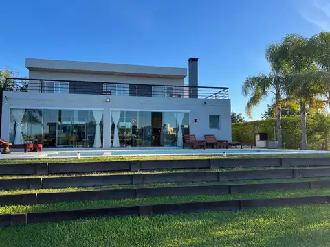 Casa en Venta de 4 dormitorios
