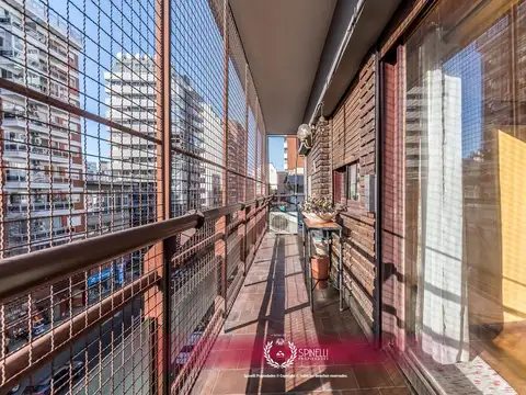 Avenida San Juan al 2200