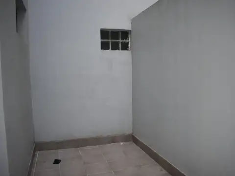 Monoambiente en San Cristóbal a estrenar con balcón y patio