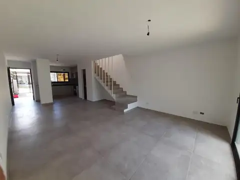 Casa en Venta en Villa Ballester, USD 132.000