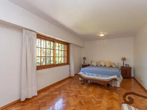 Casa en Venta en Acassuso Libertador  /  Solis, USD 860.000