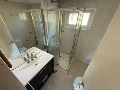 Juana Gabriela Moro y Maria Magdalena Guemes 100