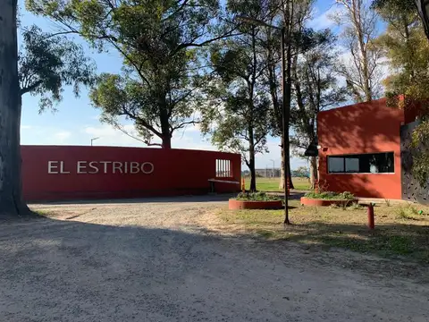 Terreno en Venta en Los Tres Pinos, USD 25.000