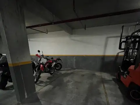 Cochera en Venta Cubierta