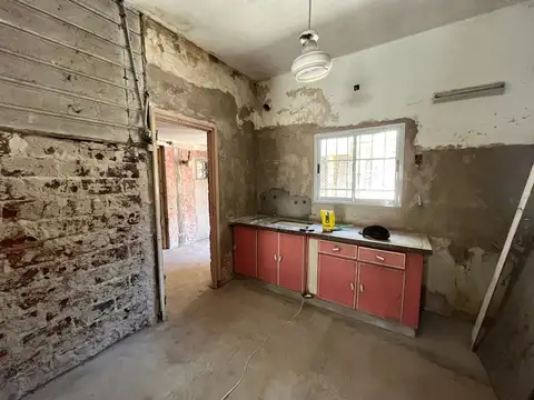 Casa 3 ambientes con 1 baño
