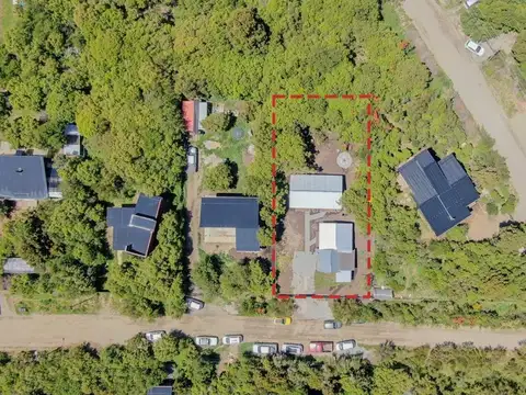 Bariloche: lote 798 m² con 3 construcciones
