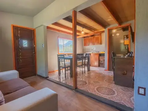 Bariloche: lote 798 m² con 3 construcciones