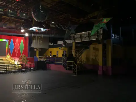 Local en Venta en San Justo, USD 1.200.000