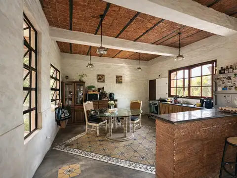 Venancio flores  al 200