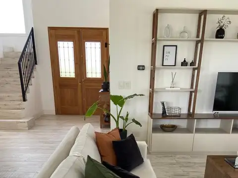 Casa en Alquiler Temporal en San Sebastian, USD 5.500