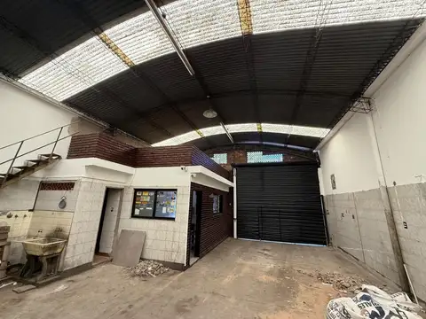 Galpon en Alquiler en Mataderos, USD 3.500