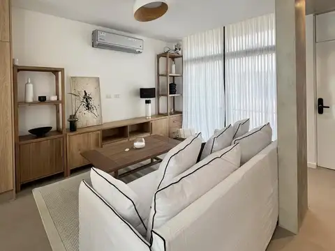 Casa en Venta en Barrio Parque Leloir, USD 280.000