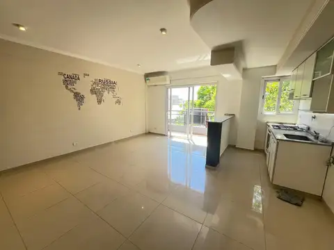 VENTA DEPARTAMENTO DE 2 AMB CON COCHERA - EXCELENTE ESTADO Y UBICACION - APTO CREDITO