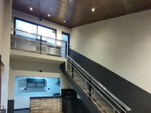 Depto Tipo Casa 4 ambientes con 2 baños